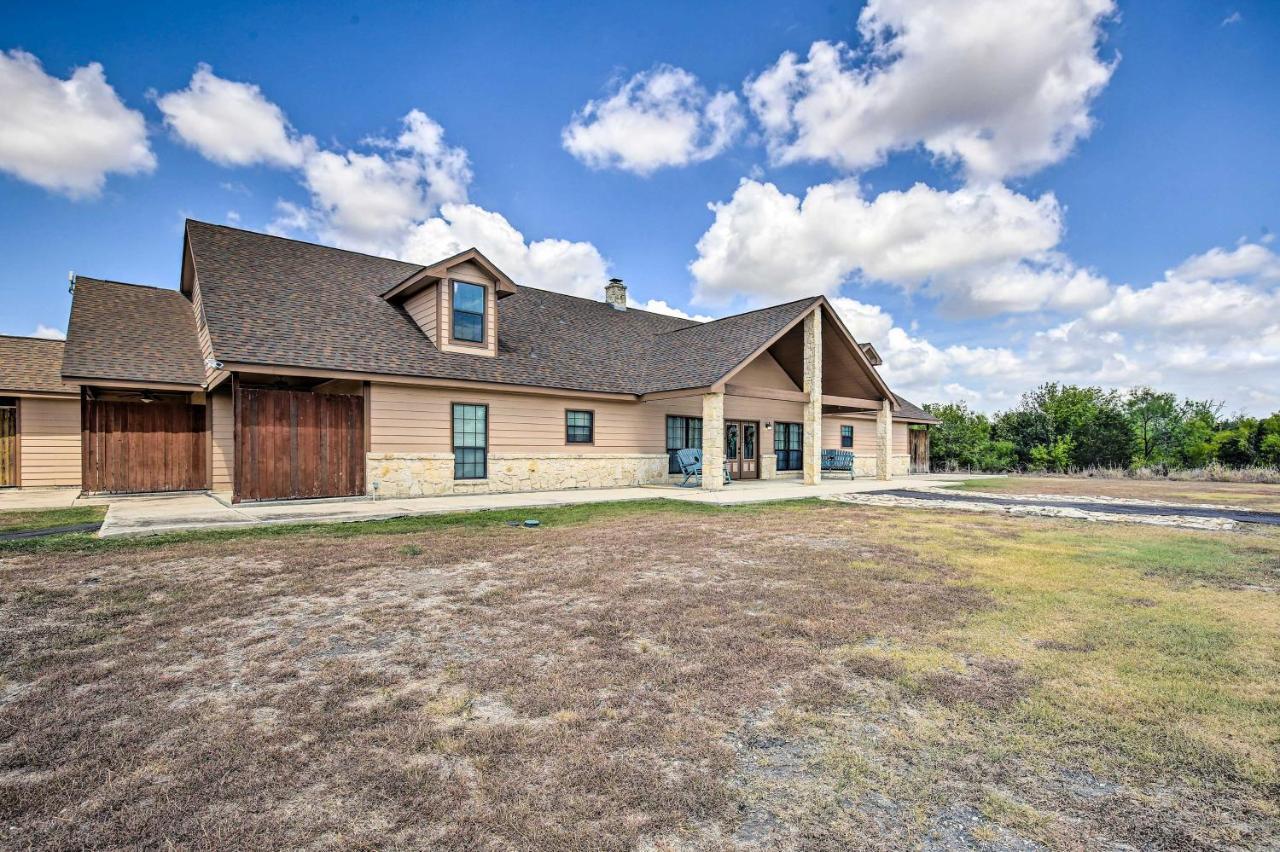 Luxury San Antonio Retreat 110-Acre Private Ranch Villa Exterior foto